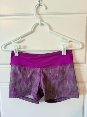 Under Armour Magenta Patterned Women's Athletic Shorts